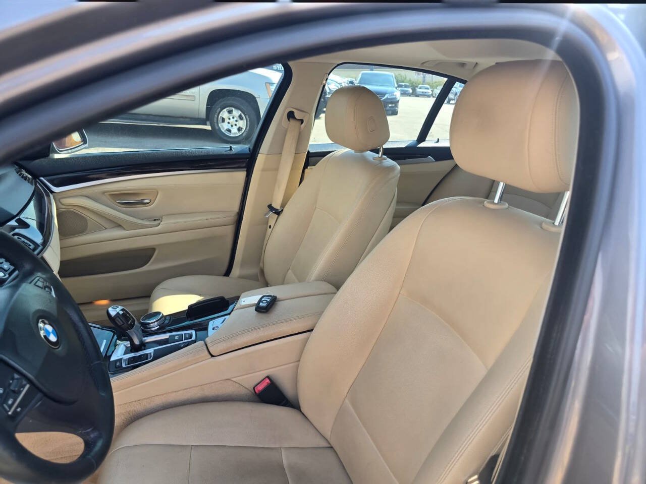 Used 2014 BMW 535d Sedan RWD image 22