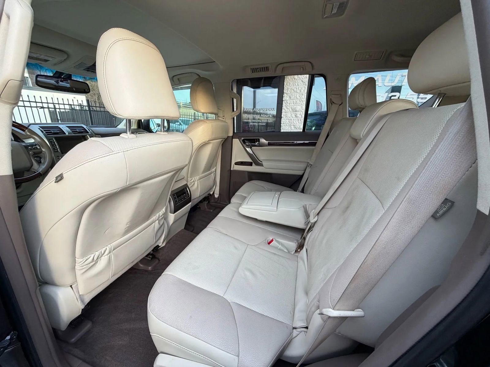 Used 2018 Lexus GX 460 Premium w/ Premium Package image 39