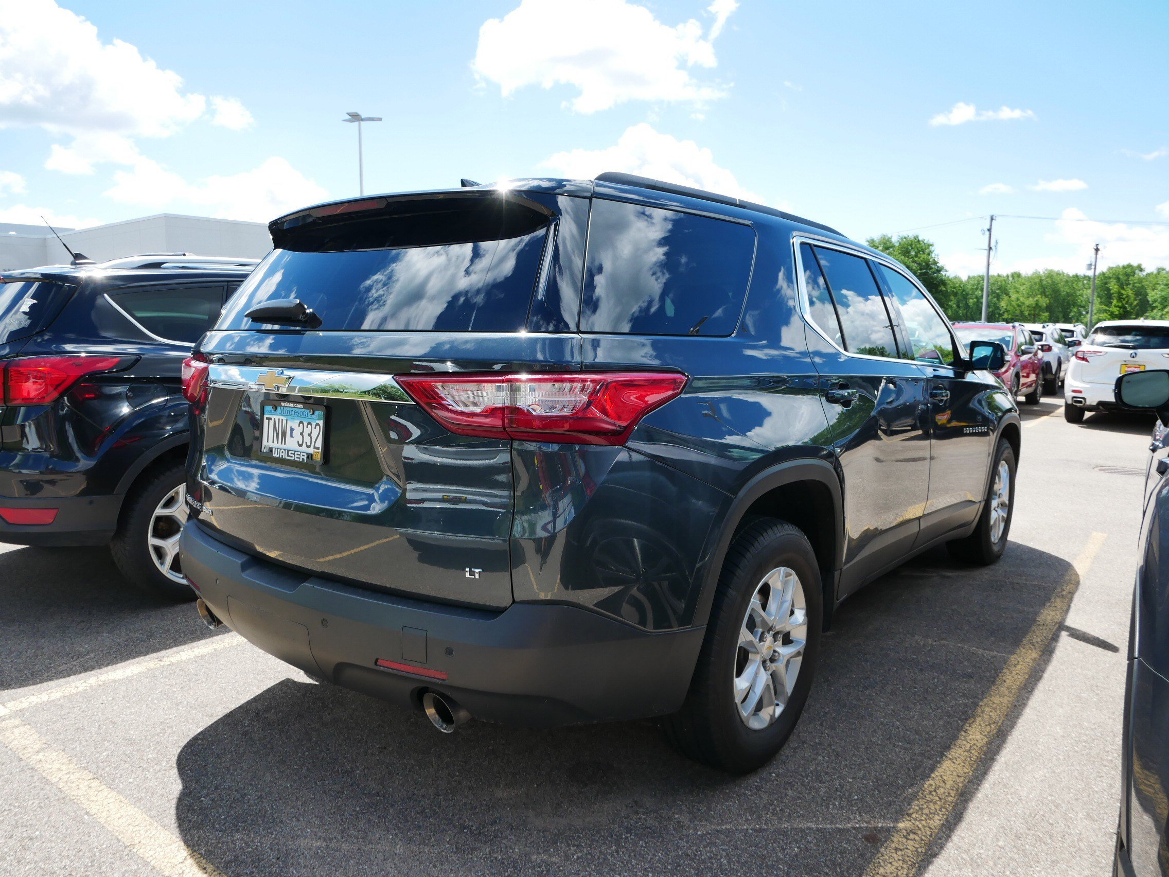 Used 2019 Chevrolet Traverse LT w/ LPO, Floor Liner Package AWD/4WD image 5