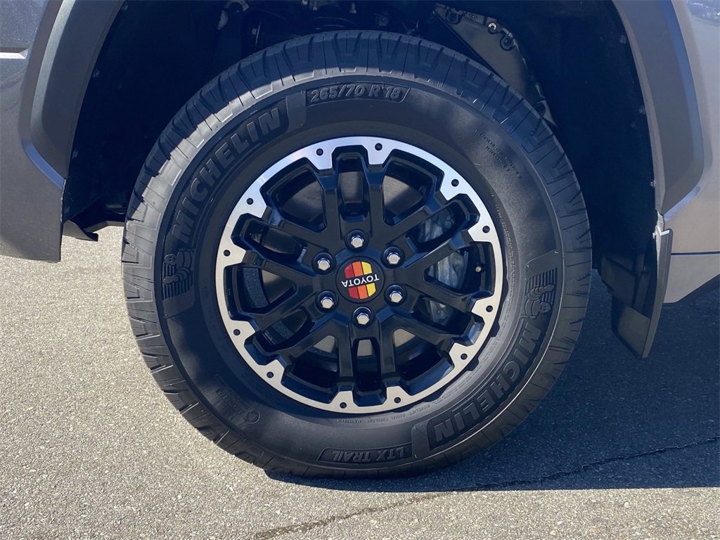 Used 2025 Toyota Tundra SR5 image 12