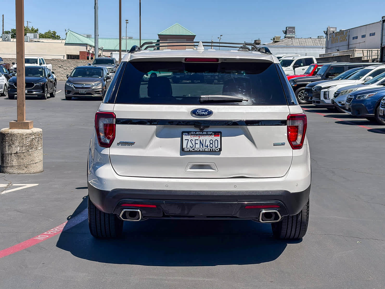 Used 2016 Ford Explorer Sport w/ Equipment Group 401A AWD/4WD image 3