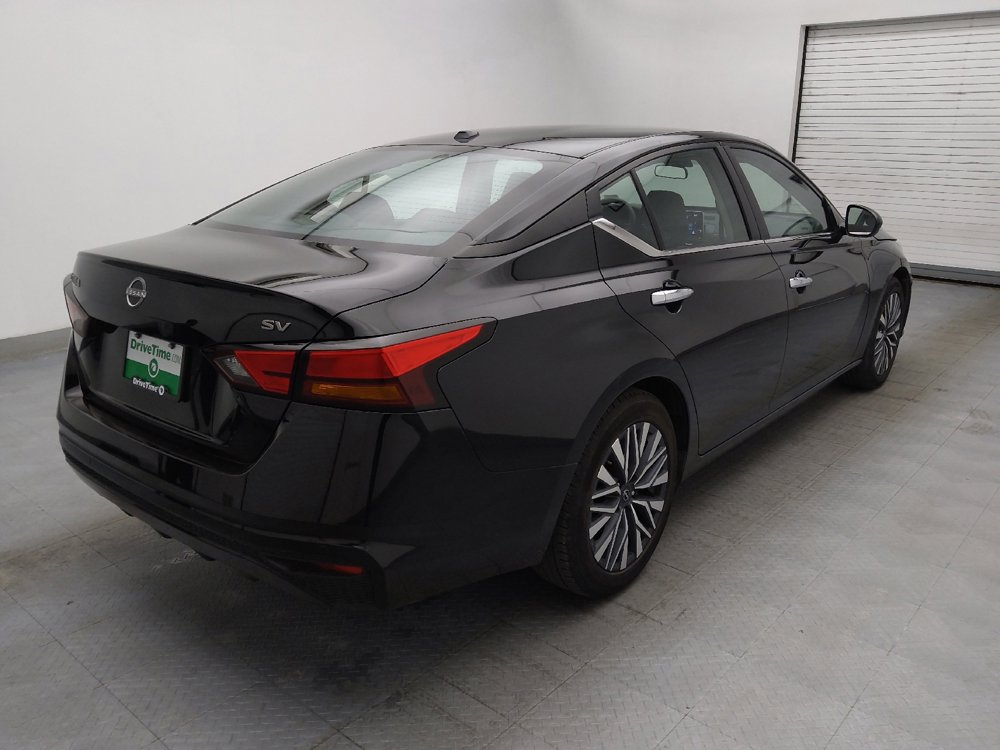 Used 2024 Nissan Altima 2.5 SV image 9