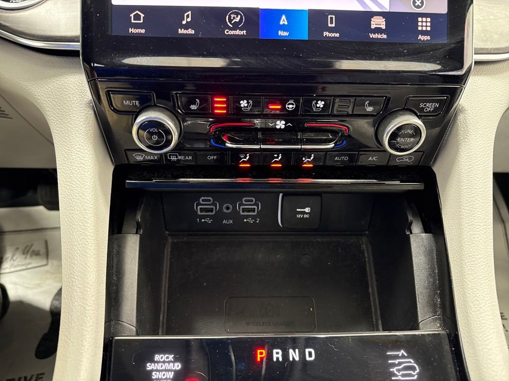 Used 2022 Jeep Grand Cherokee Overland w/ Luxury Tech Group IV image 34