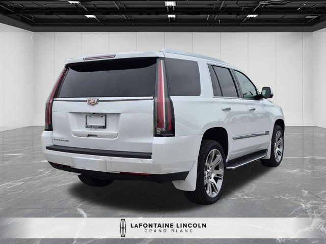 Used 2016 Cadillac Escalade Premium AWD/4WD image 5