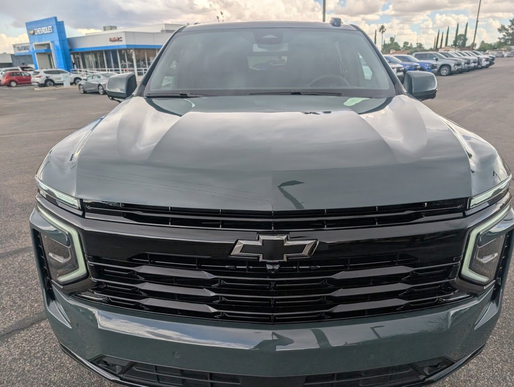 New 2025 Chevrolet Suburban RST w/ Comfort Package image 8