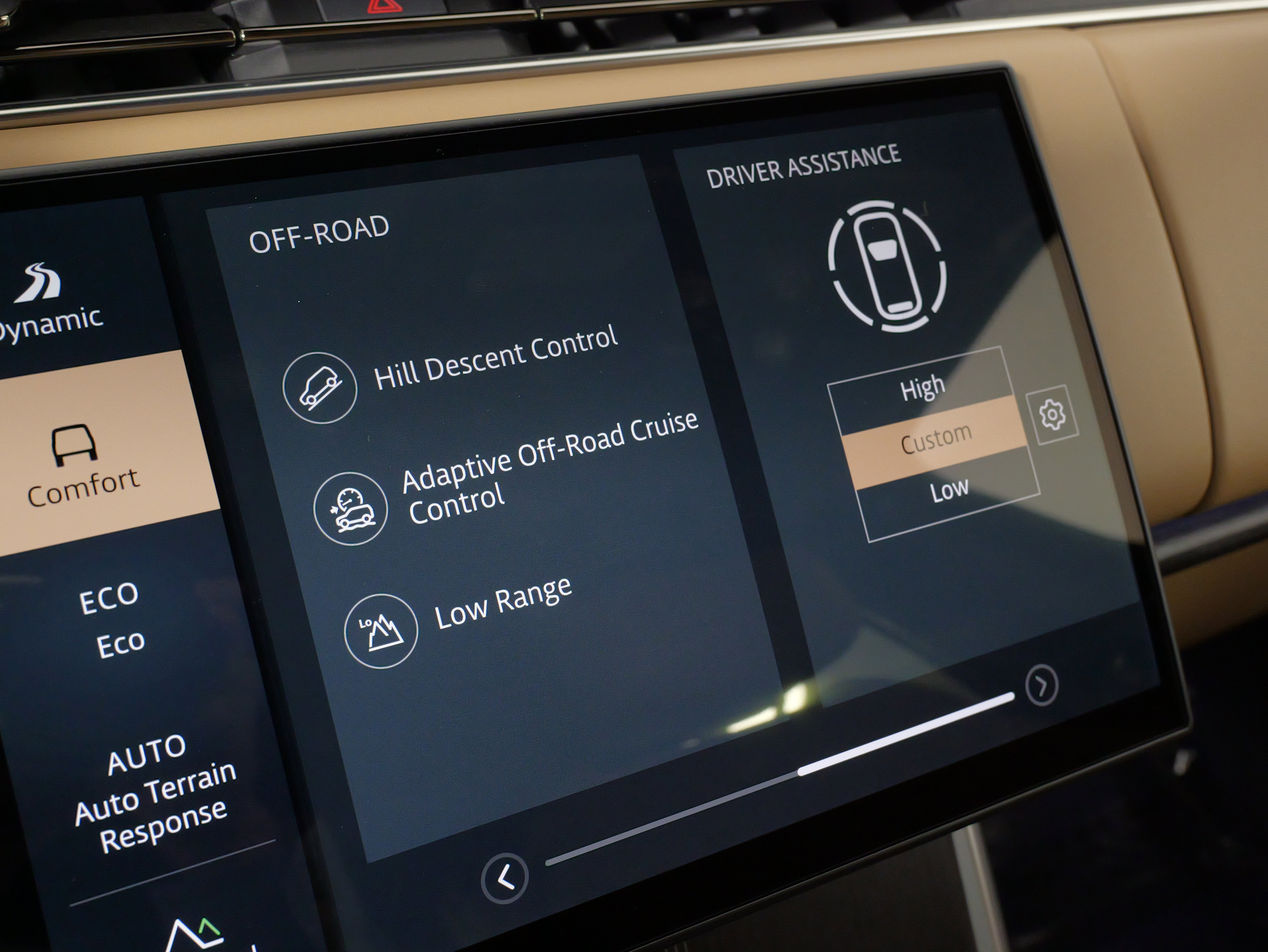 Used 2025 Land Rover Range Rover Autobiography image 68