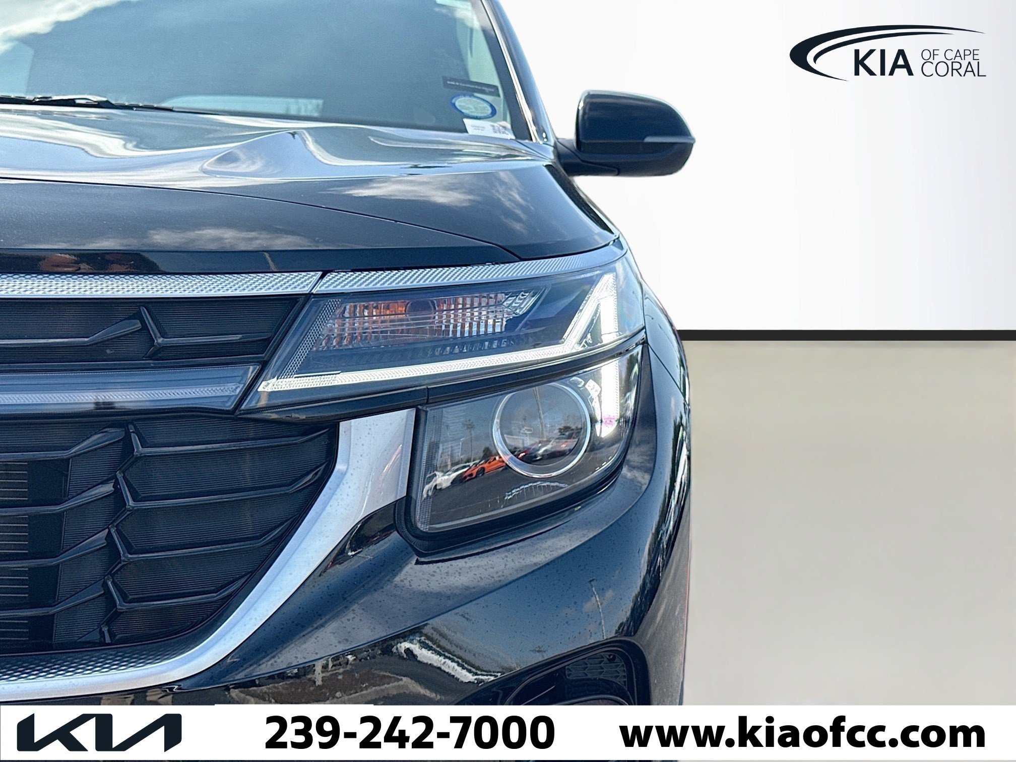 Certified 2025 Kia Seltos EX w/ EX Sunroof Package image 9