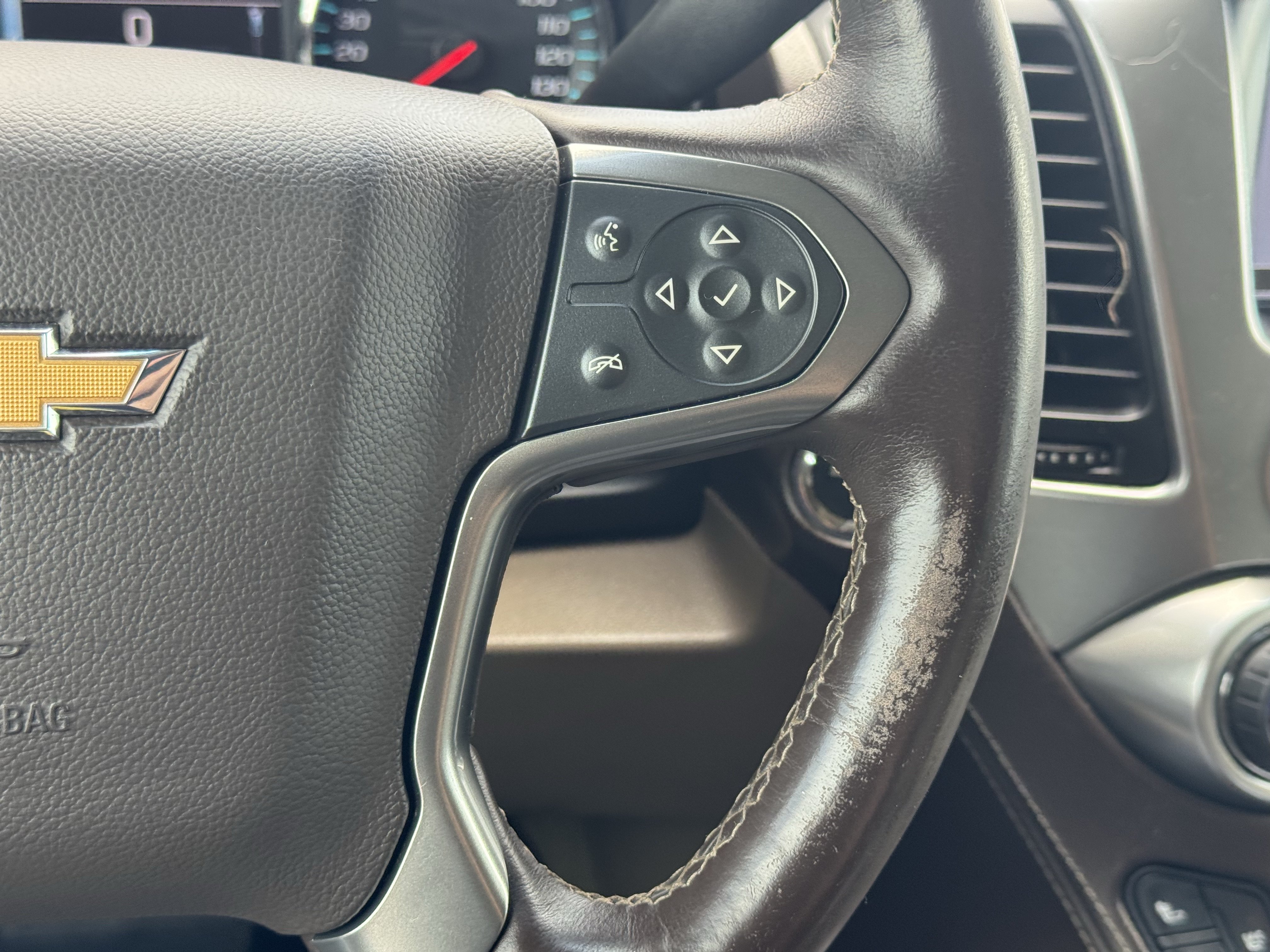 Certified 2016 Chevrolet Suburban LTZ AWD/4WD image 37