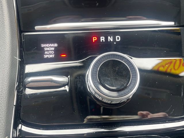 Used 2023 Jeep Grand Cherokee Limited w/ Black Appearance Package image 26