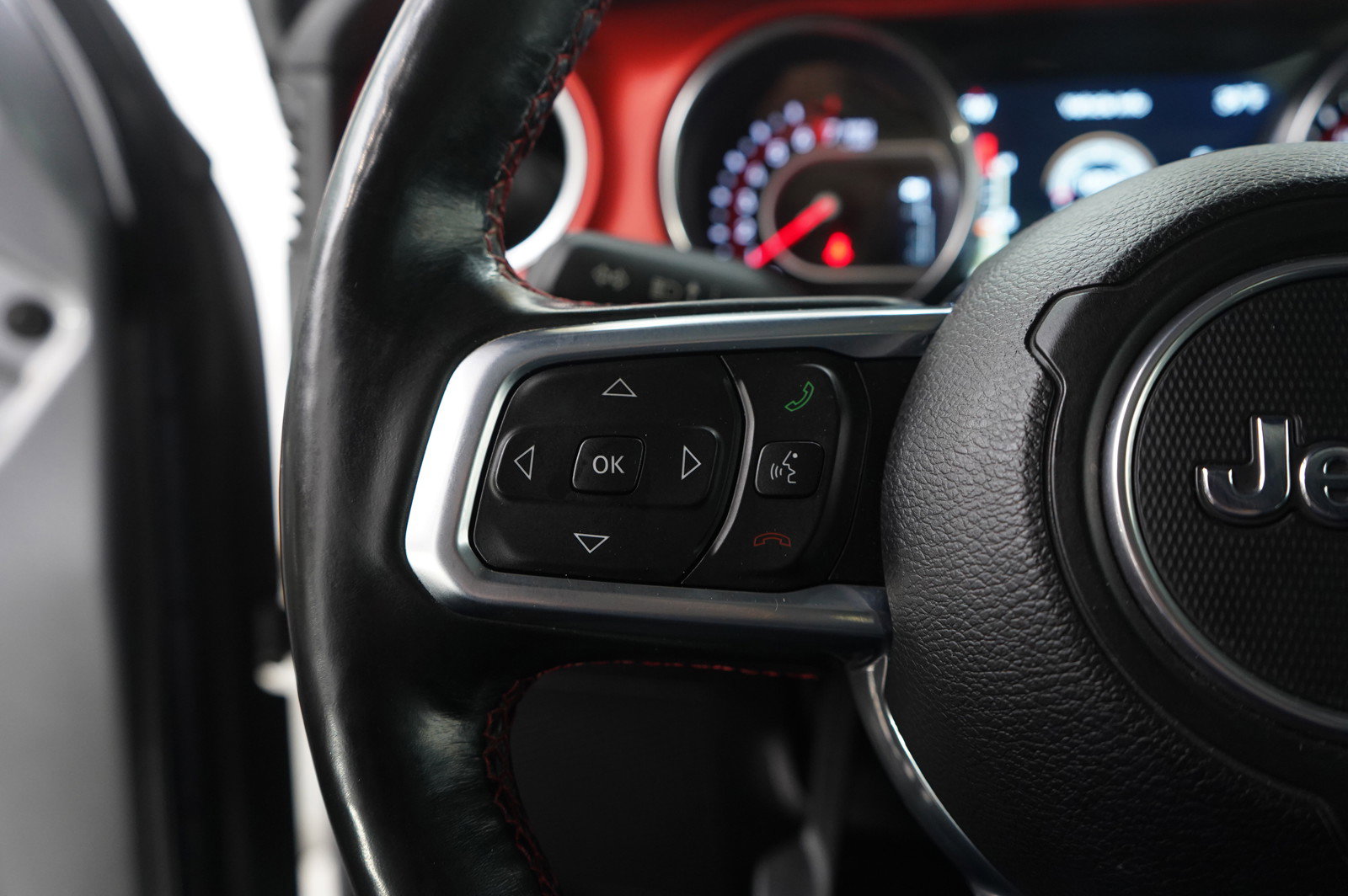 Used 2021 Jeep Wrangler Unlimited Rubicon image 16