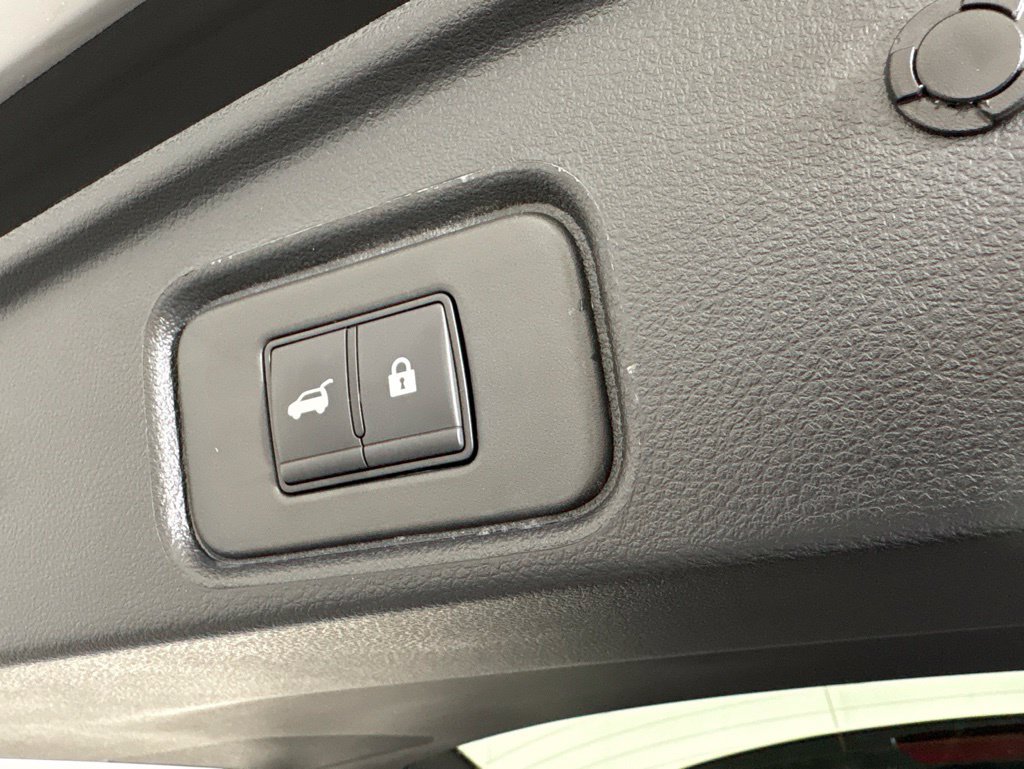 New 2026 Nissan Pathfinder Platinum w/ Cargo Package FWD image 14