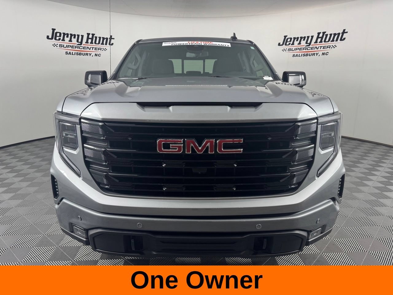 Used 2026 GMC Sierra 1500 Elevation w/ Preferred Package AWD/4WD image 4