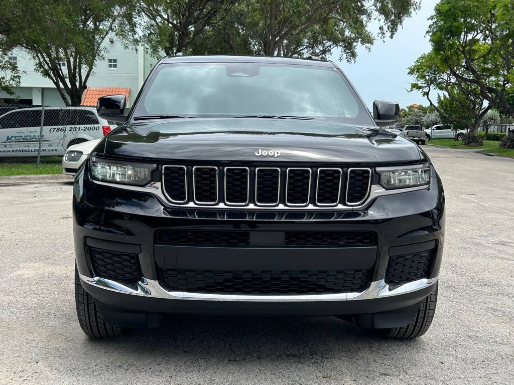 New 2024 Jeep Grand Cherokee L Laredo RWD image 8