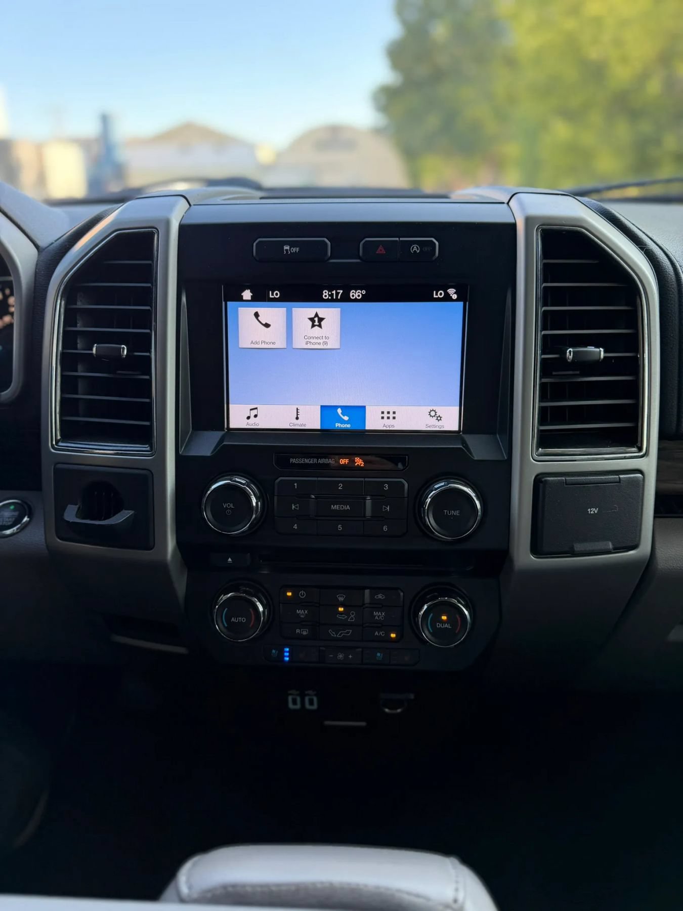 Used 2018 Ford F150 Lariat RWD image 13