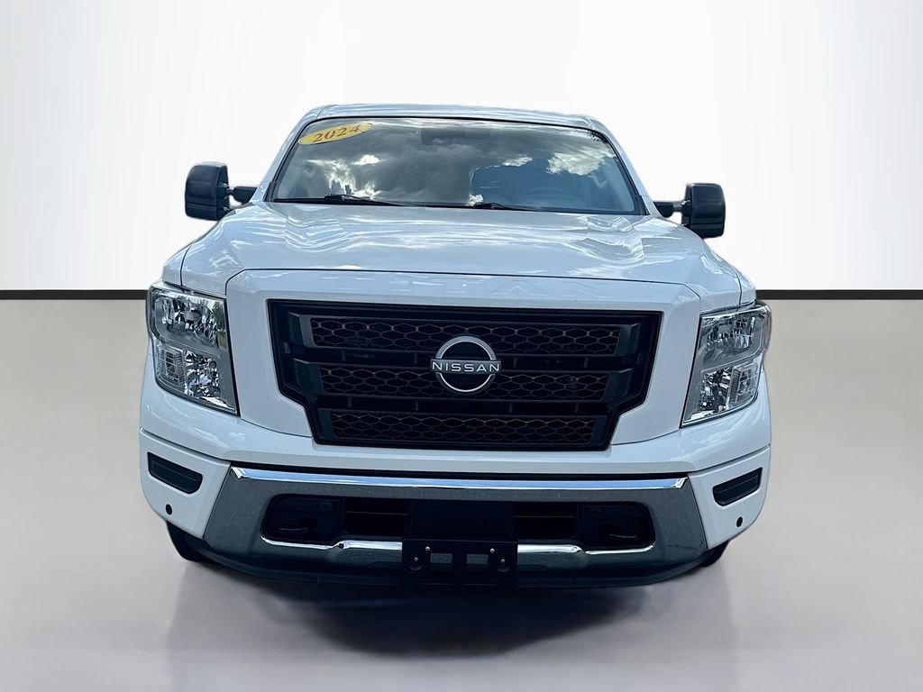 Certified 2024 Nissan Titan SV w/ SV Convenience Package RWD image 2