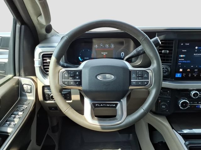 Used 2025 Ford F450 Platinum w/ Platinum Plus Package AWD/4WD image 11