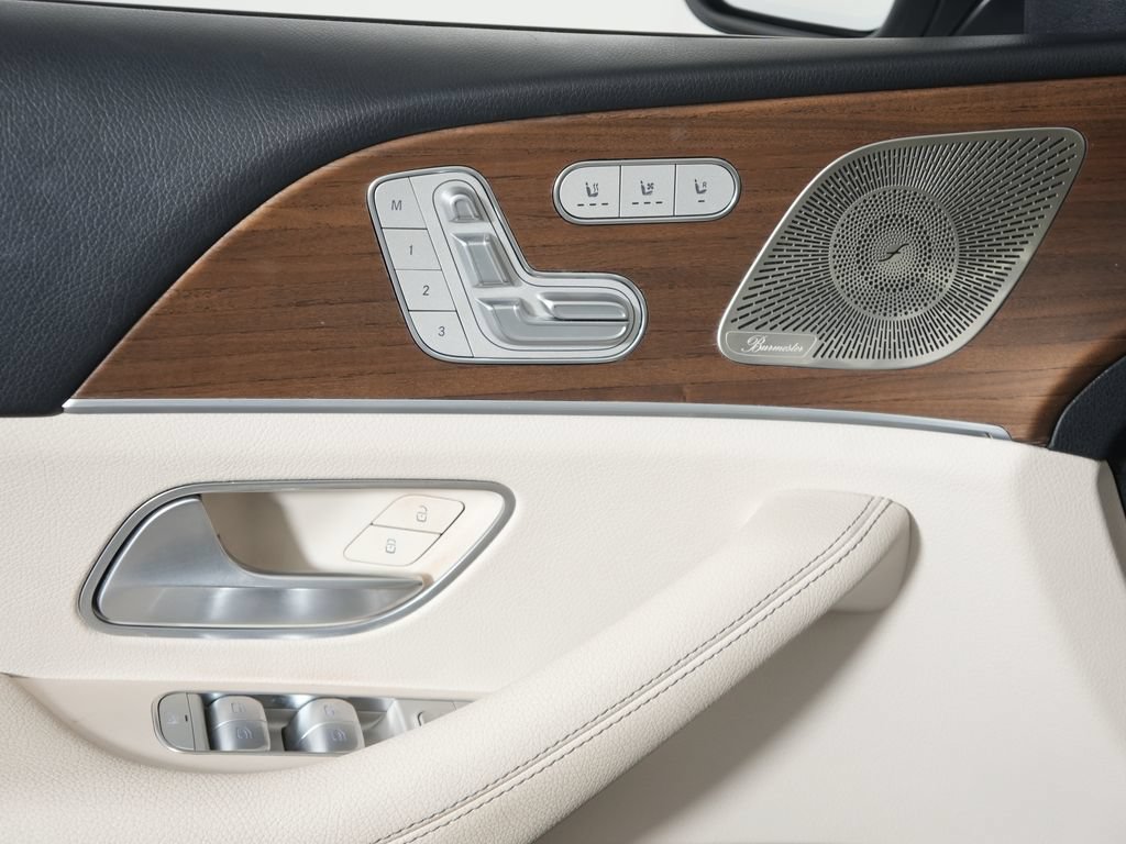 Certified 2022 Mercedes-Benz GLS 450 4MATIC image 31