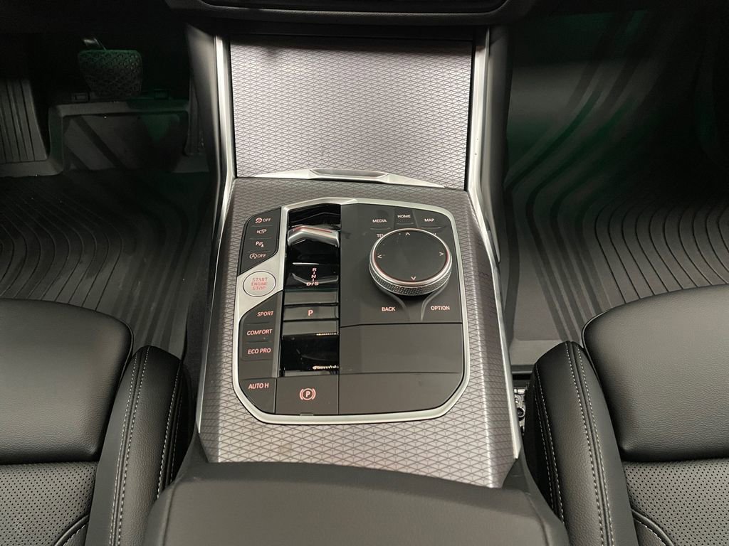 New 2026 BMW 330i xDrive Sedan w/ Premium Package image 9
