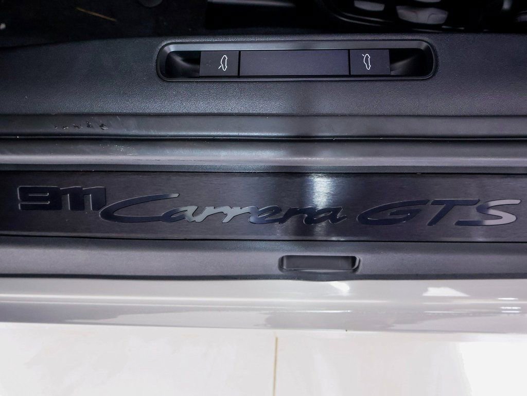 New 2026 Porsche 911 Carrera GTS image 18