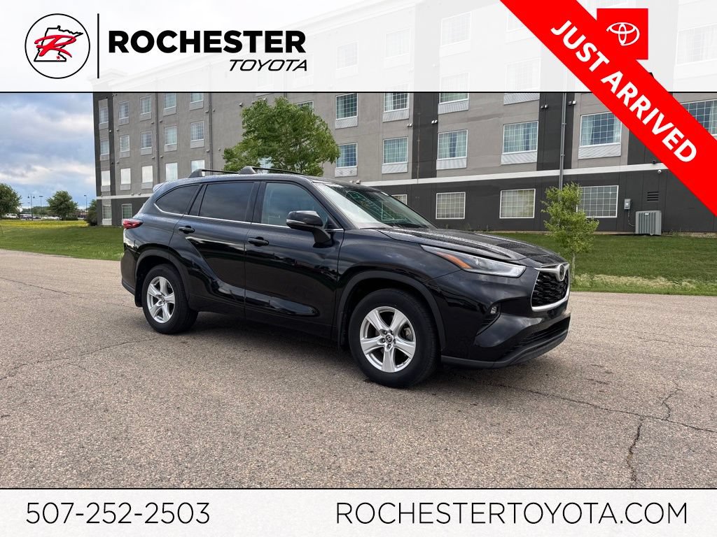 Used 2021 Toyota Highlander LE