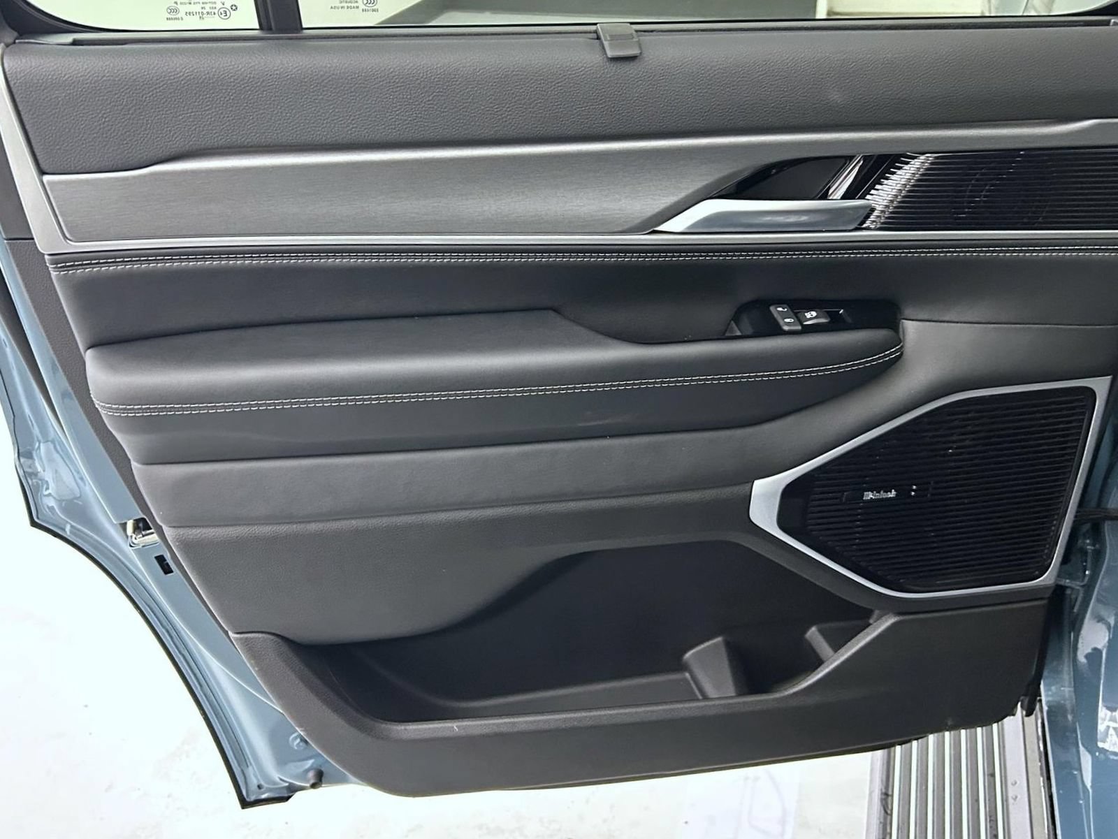 New 2026 Jeep Grand Wagoneer Limited AWD/4WD image 23