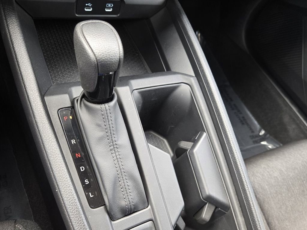 Used 2025 Honda Accord SE image 16