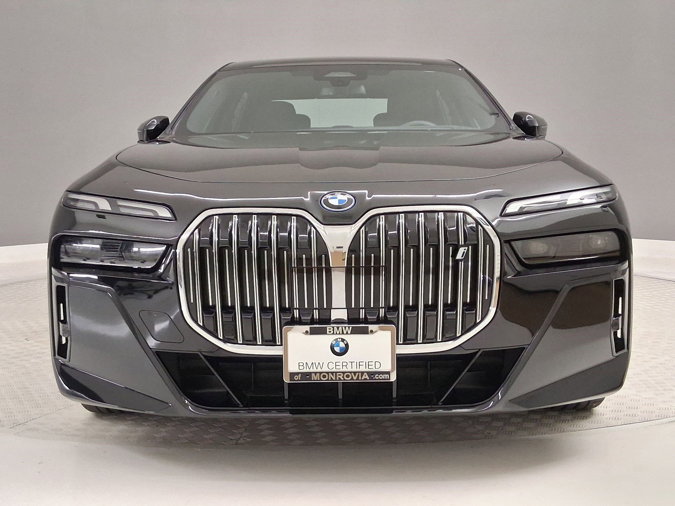 Certified 2023 BMW i7 xDrive60 image 4