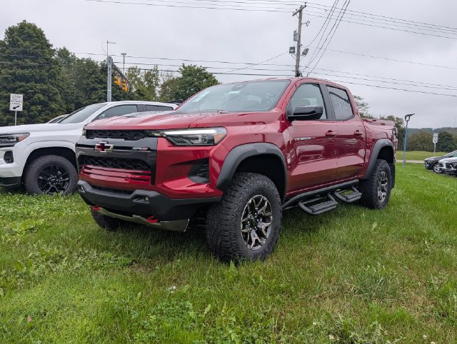 New 2026 Chevrolet Colorado ZR2 w/ Technology Package AWD/4WD image 3