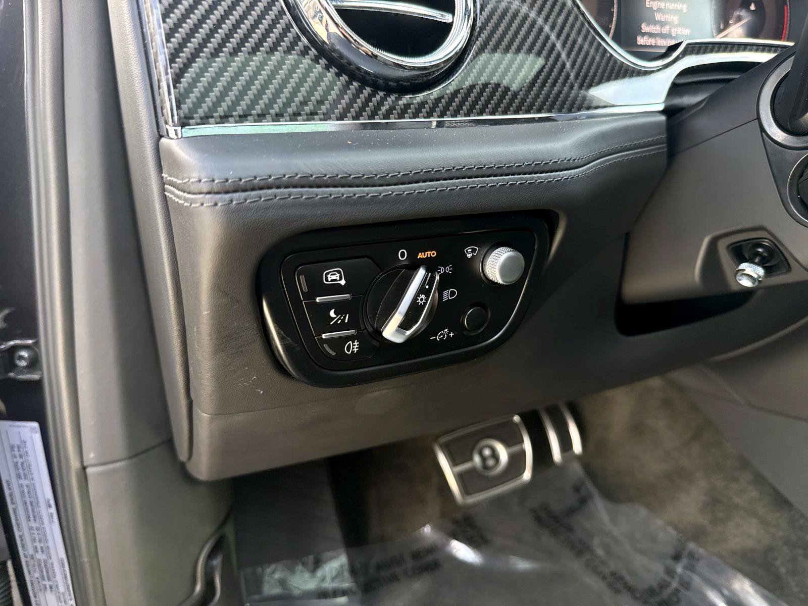 Used 2022 Bentley Bentayga Speed AWD/4WD image 19