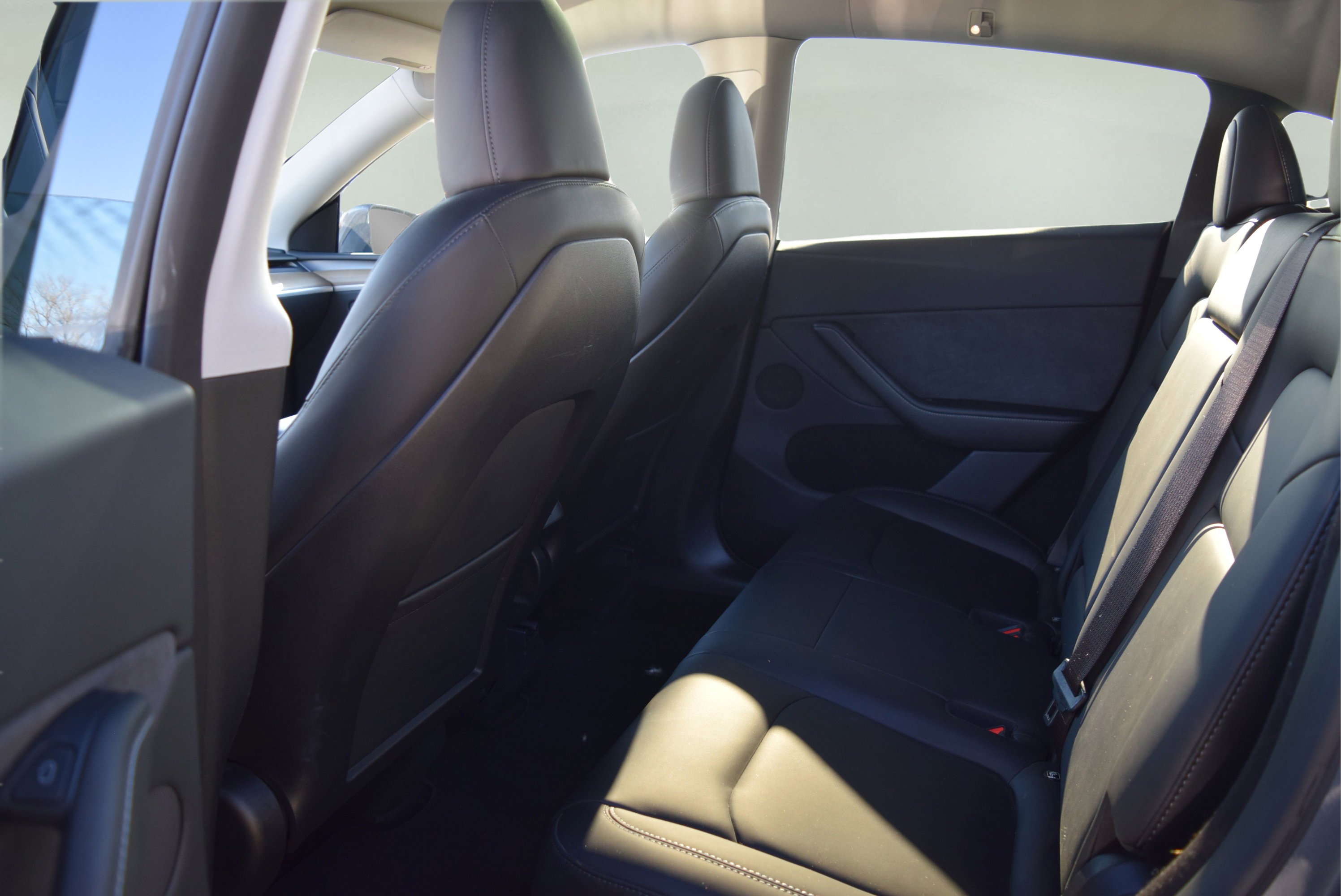 Used 2023 Tesla Model Y Long Range image 8