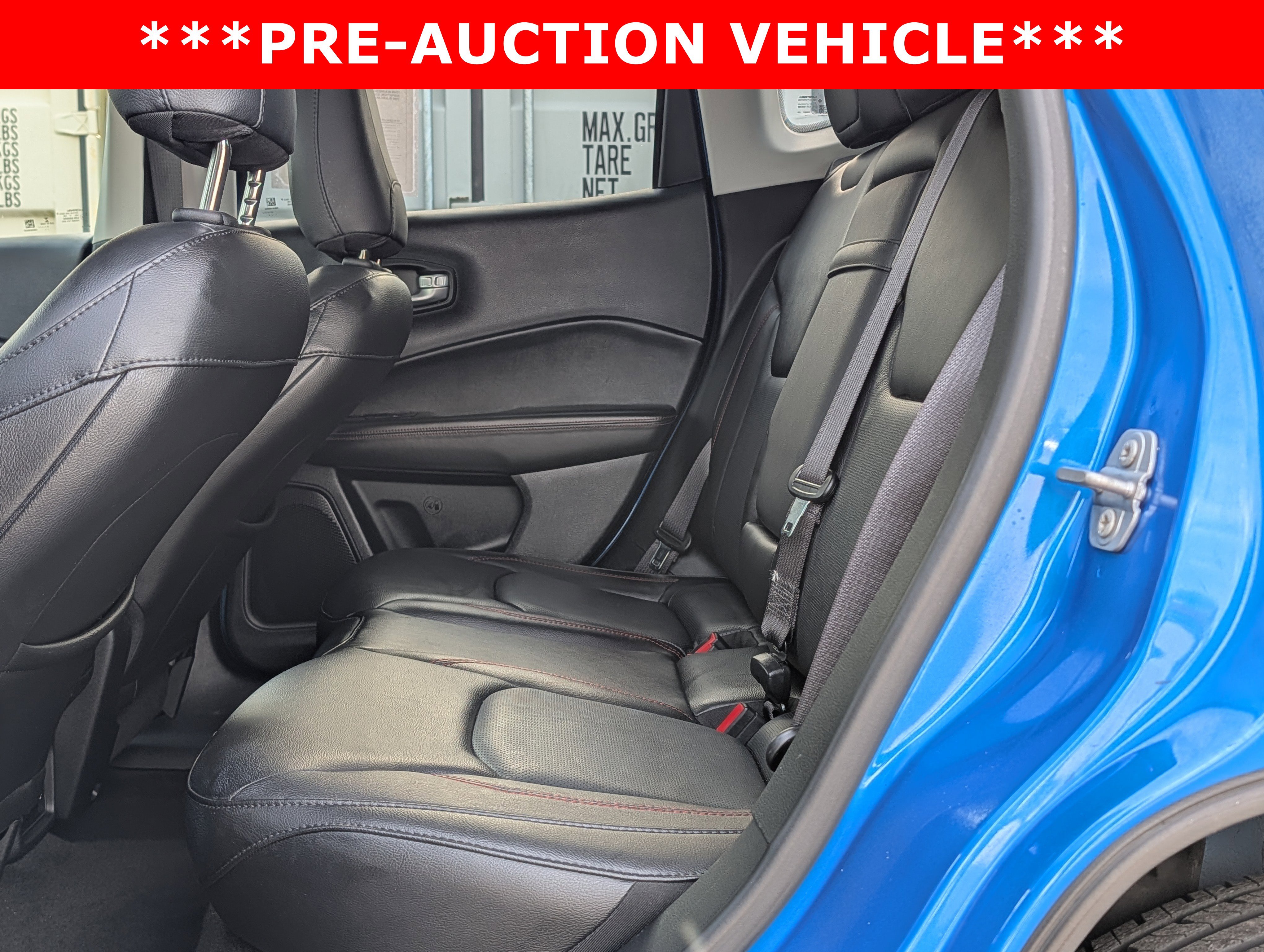 Used 2018 Jeep Compass Trailhawk w/ Leather Interior Group AWD/4WD image 15