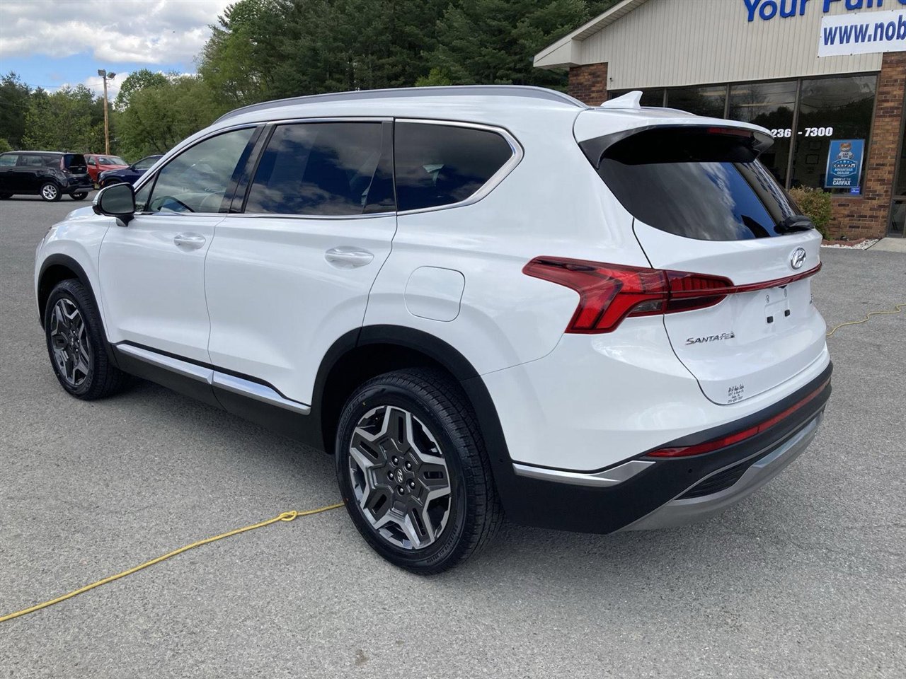Used 2023 Hyundai Santa Fe Limited image 7