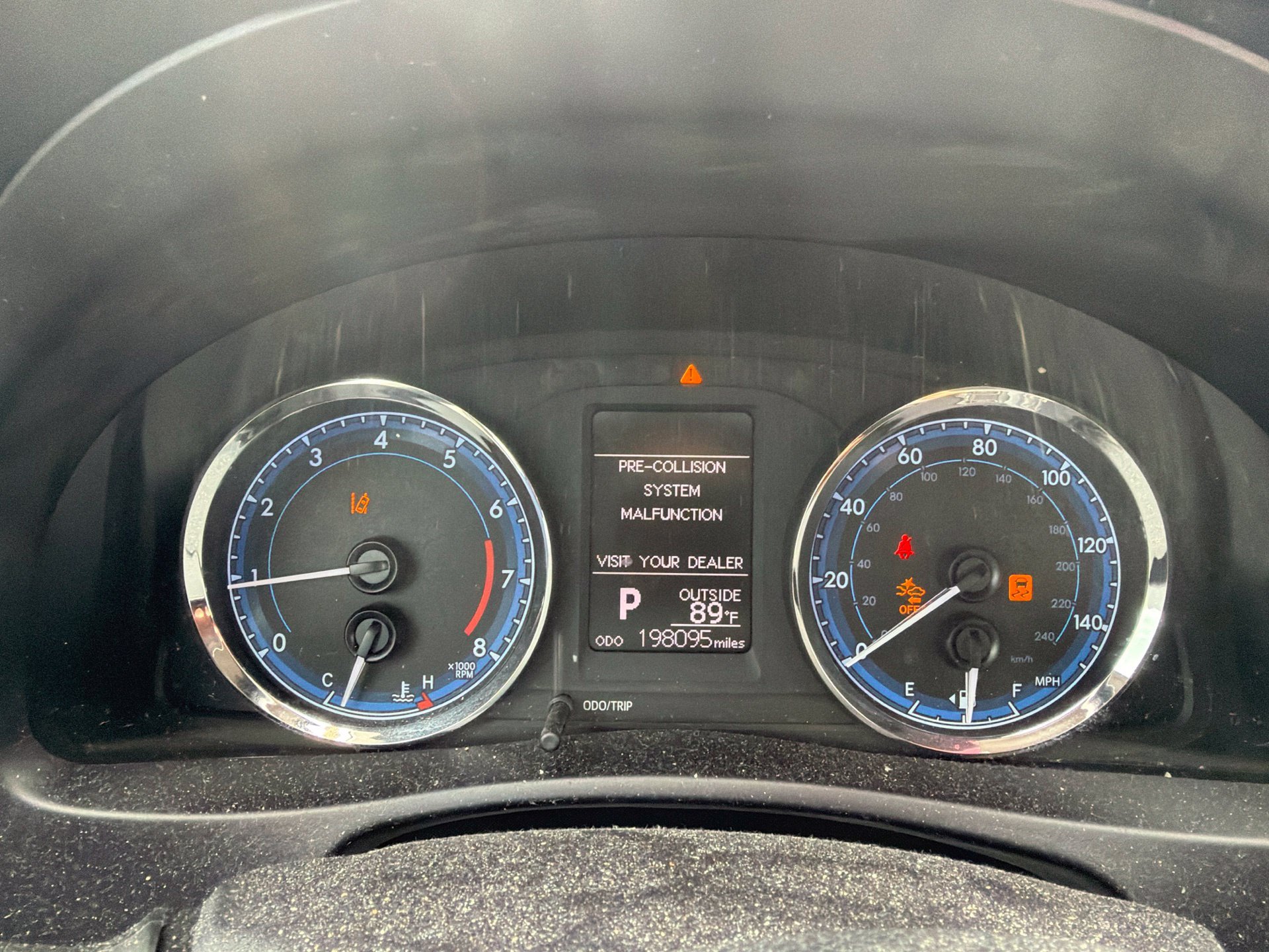 Used 2018 Toyota Corolla LE FWD image 10