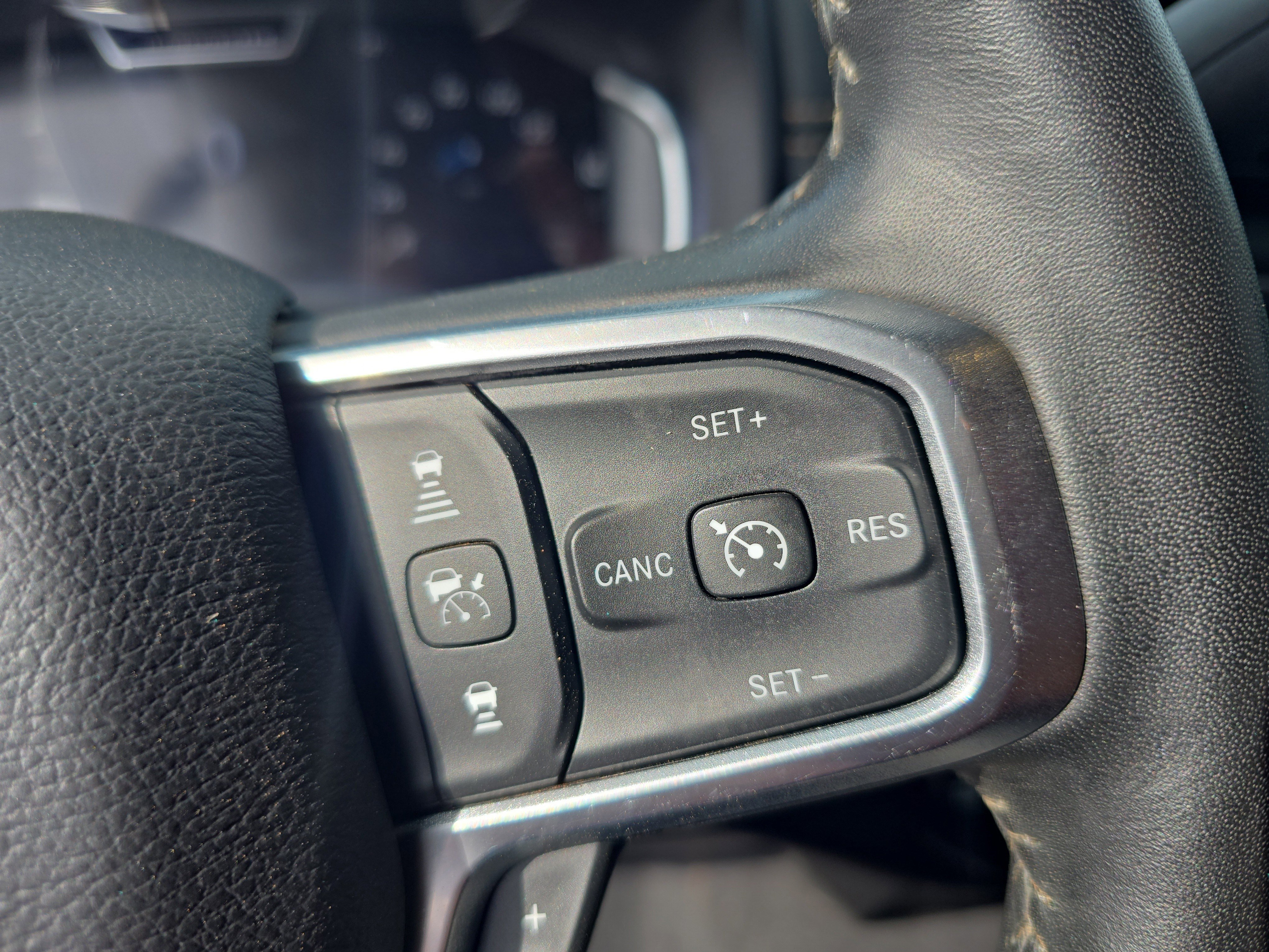 Used 2024 RAM 2500 Laramie w/ Safety Group image 26