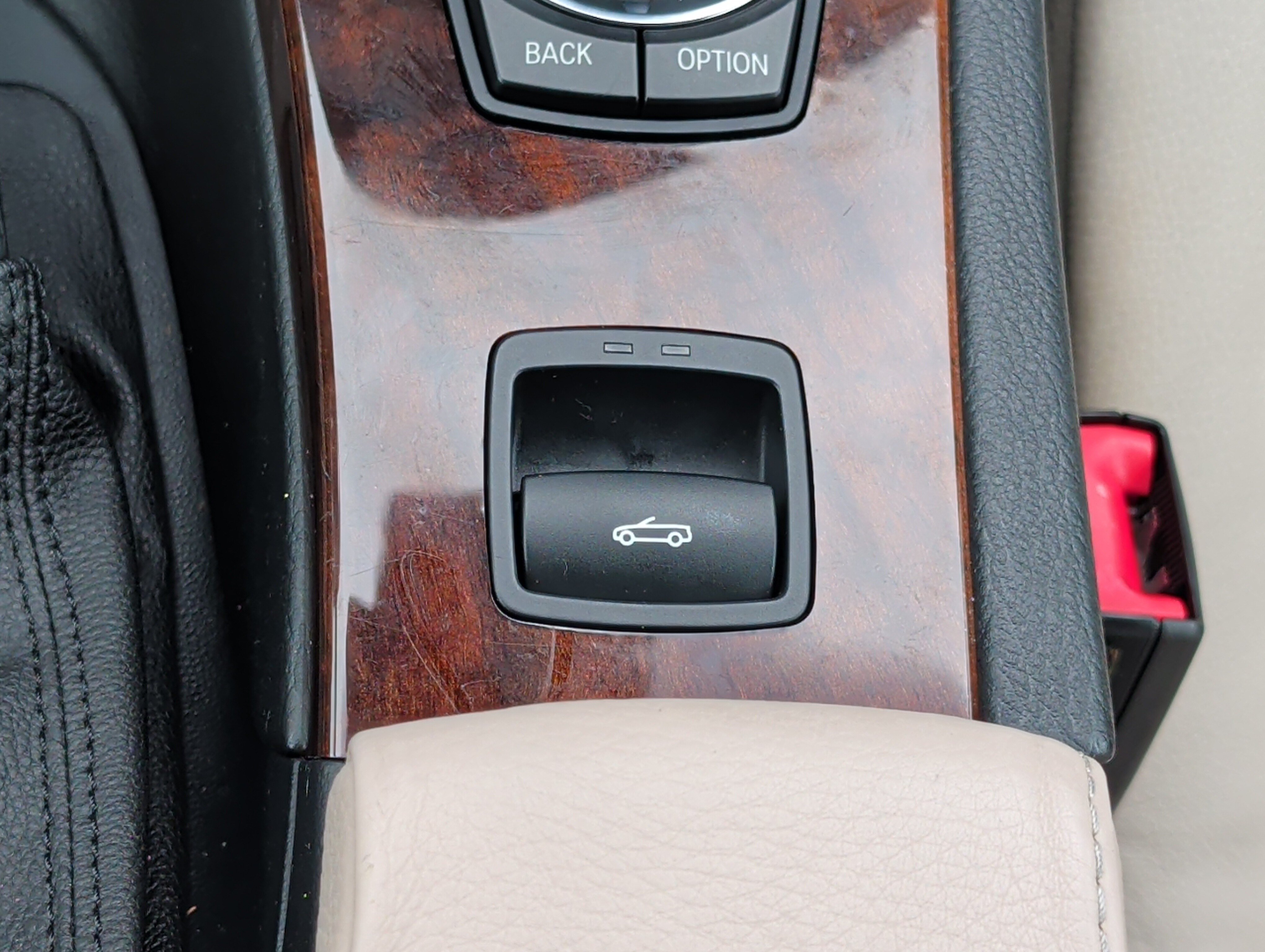 Used 2013 BMW 328i Convertible RWD image 27