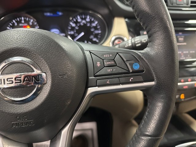 Used 2019 Nissan Rogue SL w/ Premium Package image 26