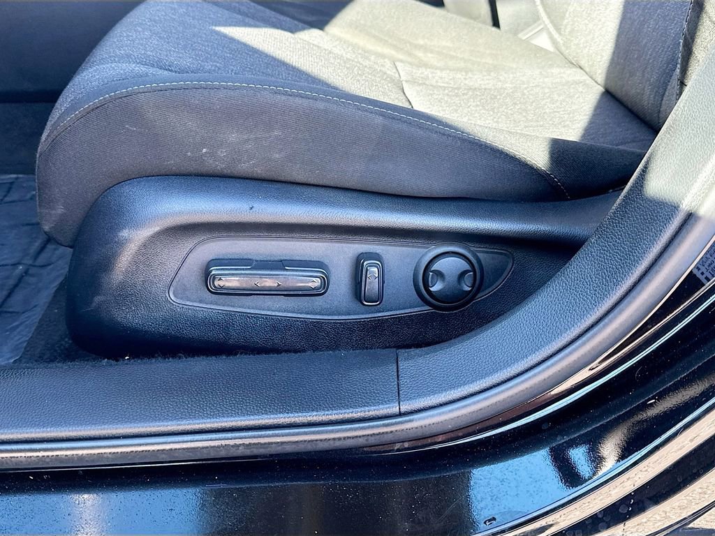 Used 2023 Honda Accord EX image 17