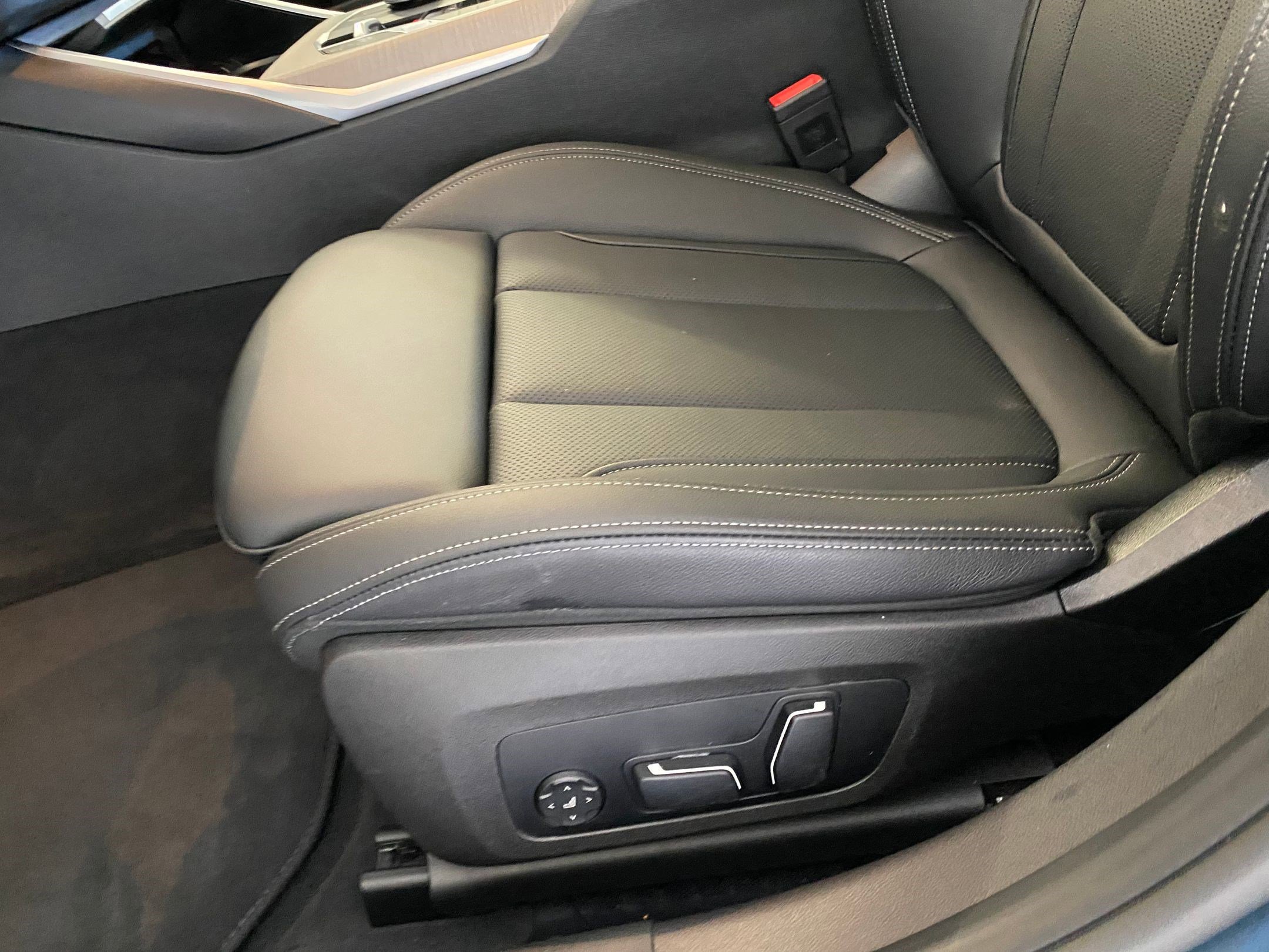 Used 2025 BMW 330i xDrive Sedan image 13