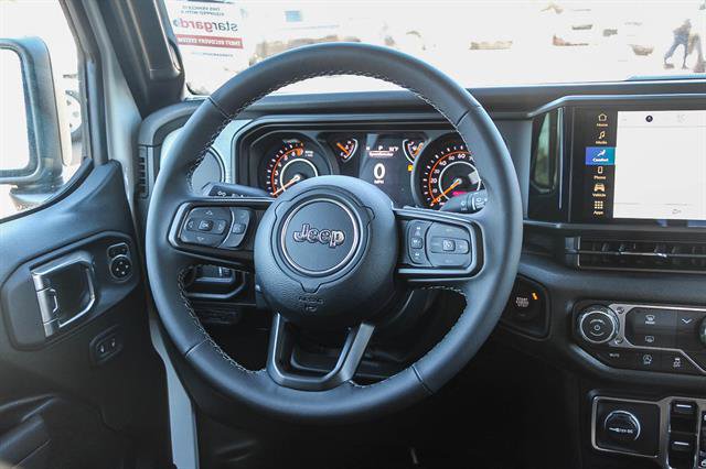 New 2025 Jeep Gladiator Sport image 14