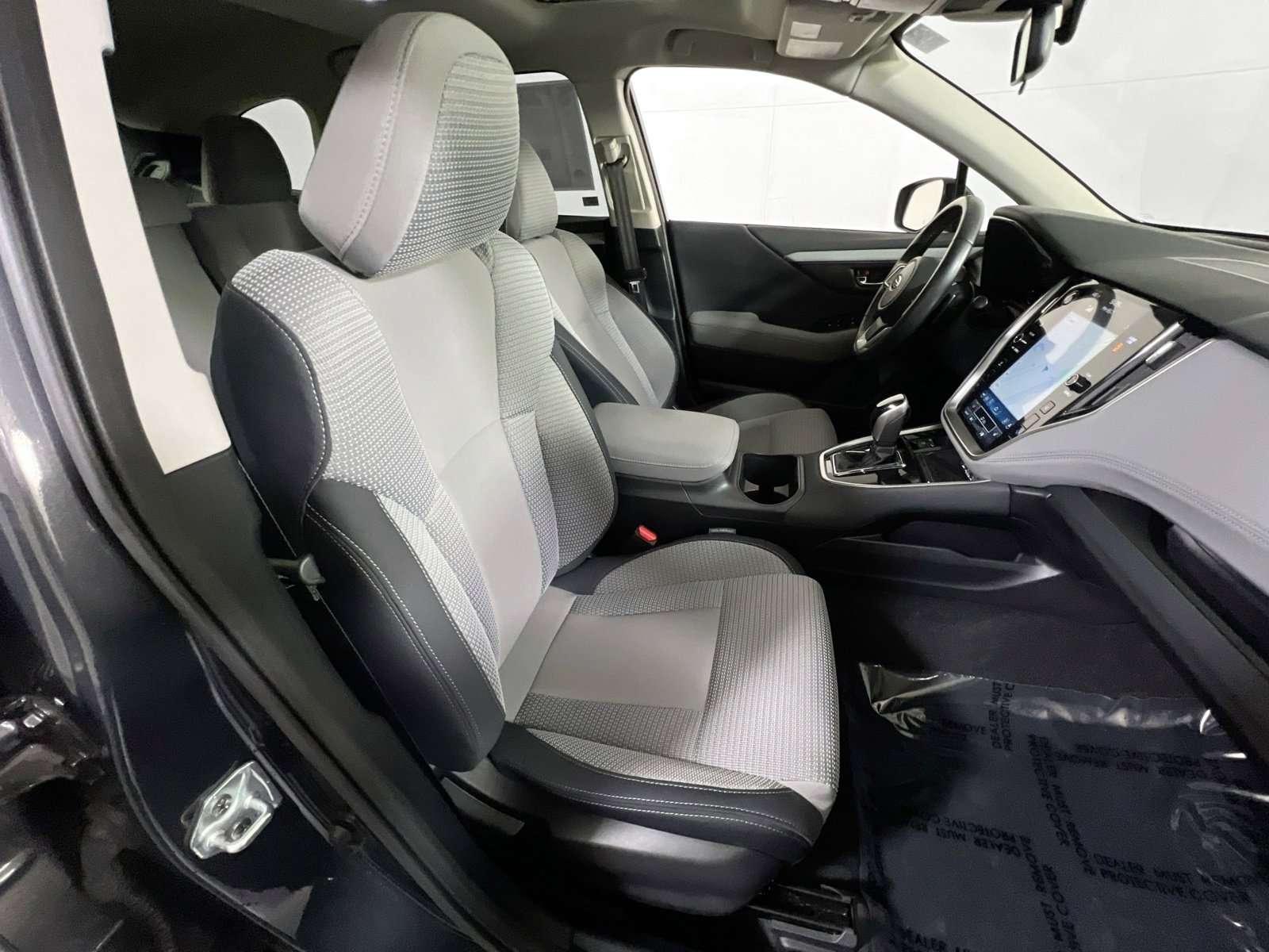 Used 2023 Subaru Outback Premium image 28