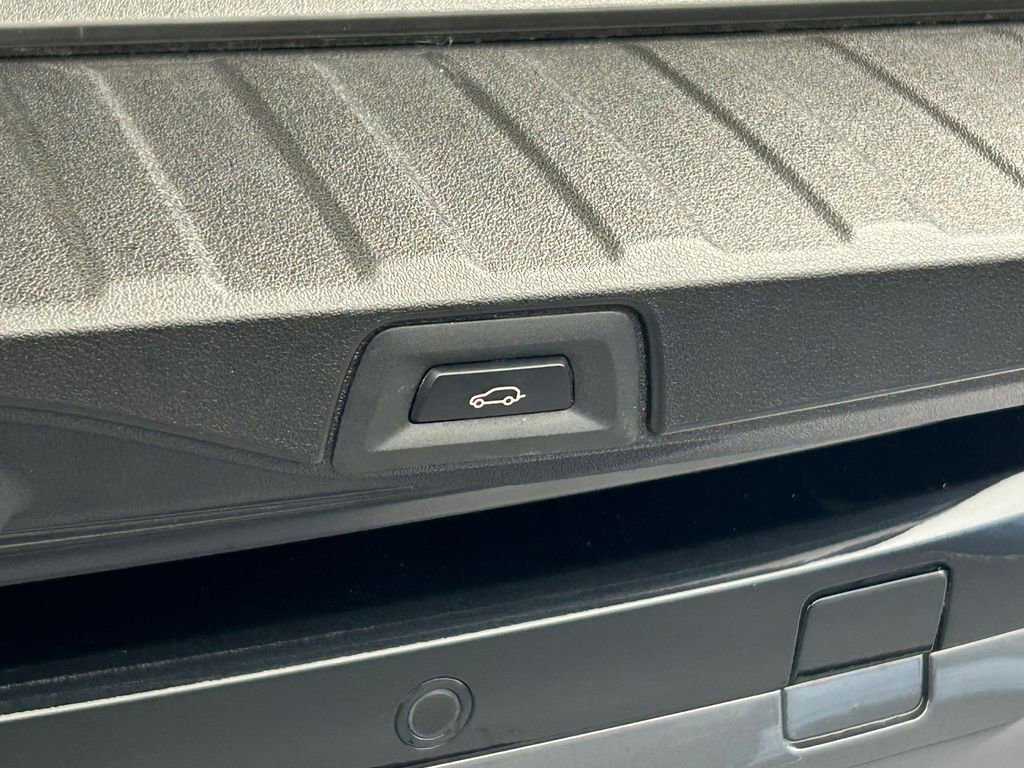 Used 2024 BMW X5 sDrive40i w/ M Sport Package image 47