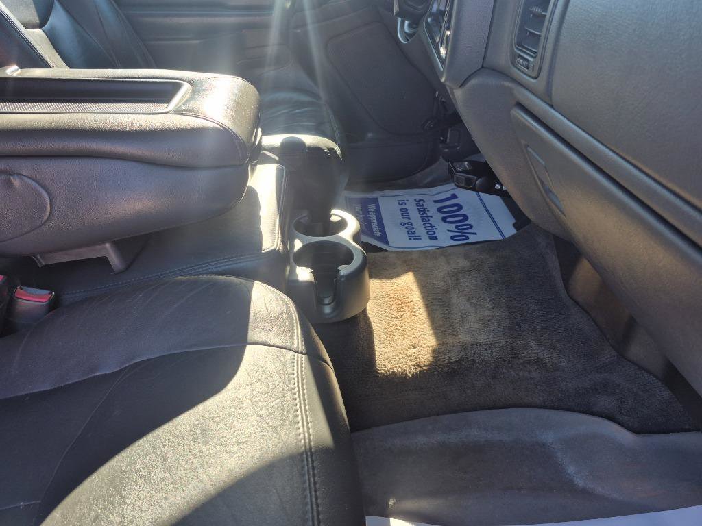 Used 2006 GMC Sierra 1500 SLE w/ Light Duty Power Package image 17