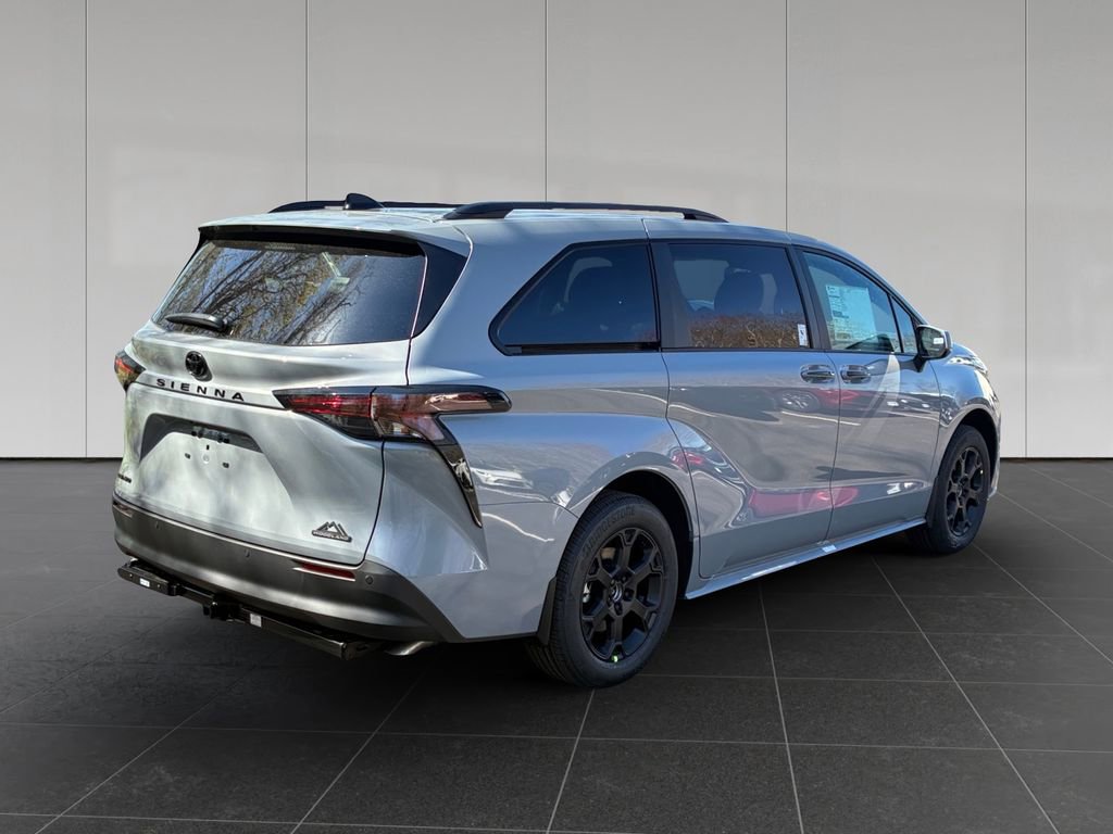 New 2026 Toyota Sienna XLE Woodland Edition AWD/4WD image 5