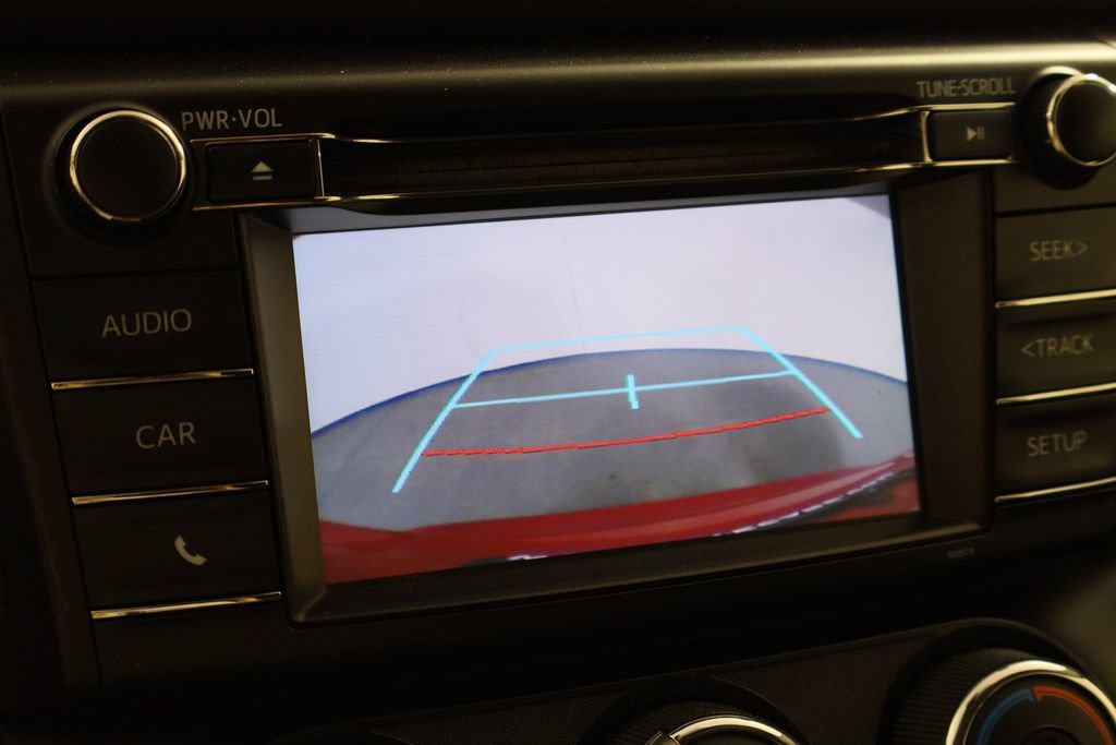 Used 2017 Toyota RAV4 LE FWD image 33
