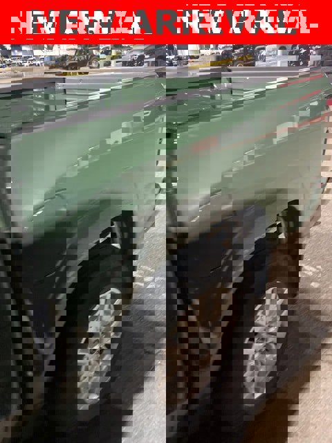 Used 2022 Nissan Frontier SV w/ Technology Package image 4