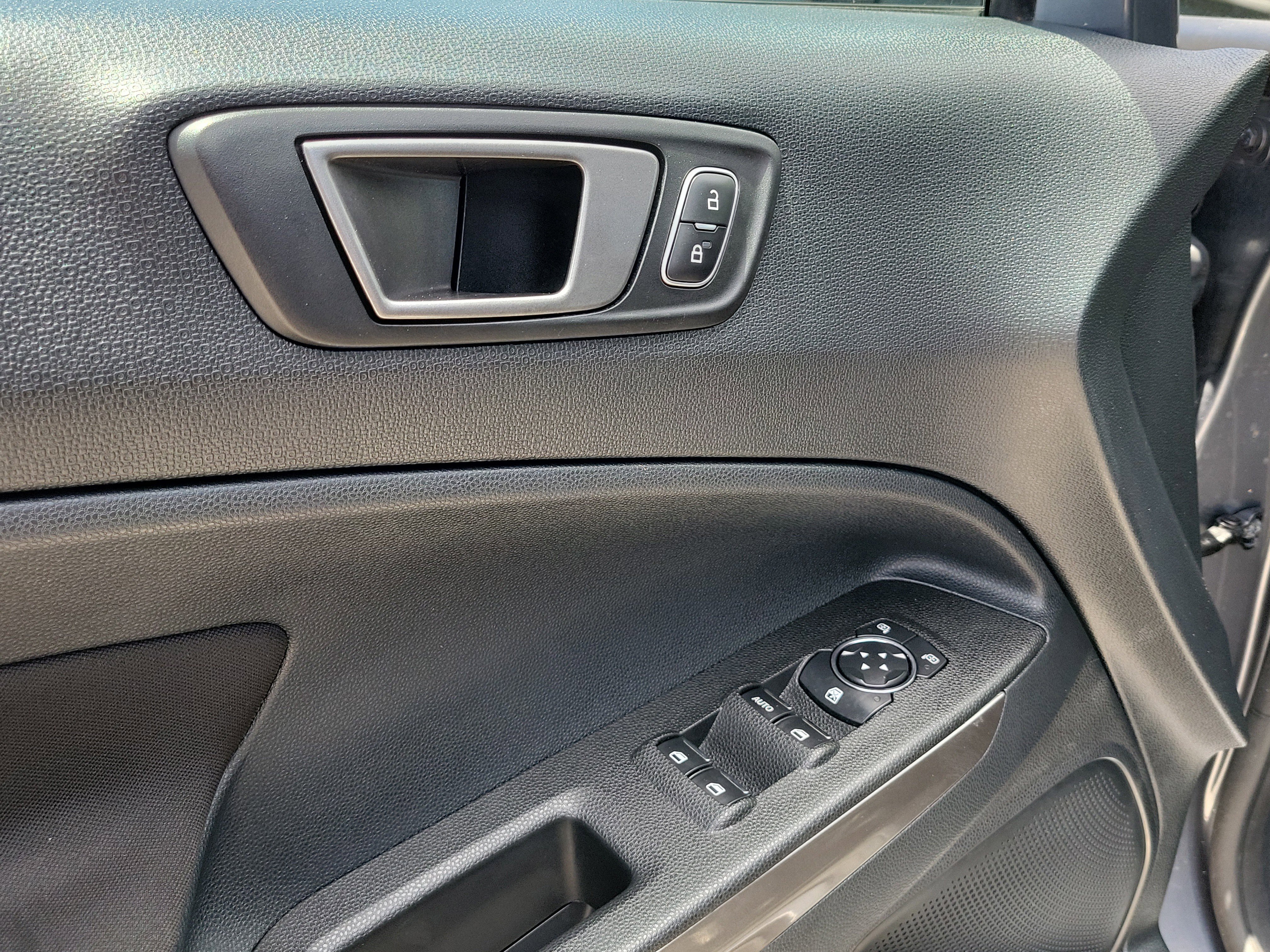 Certified 2021 Ford EcoSport SE FWD image 22