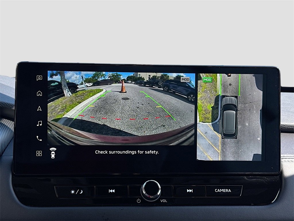 New 2025 Mitsubishi Outlander SE image 14