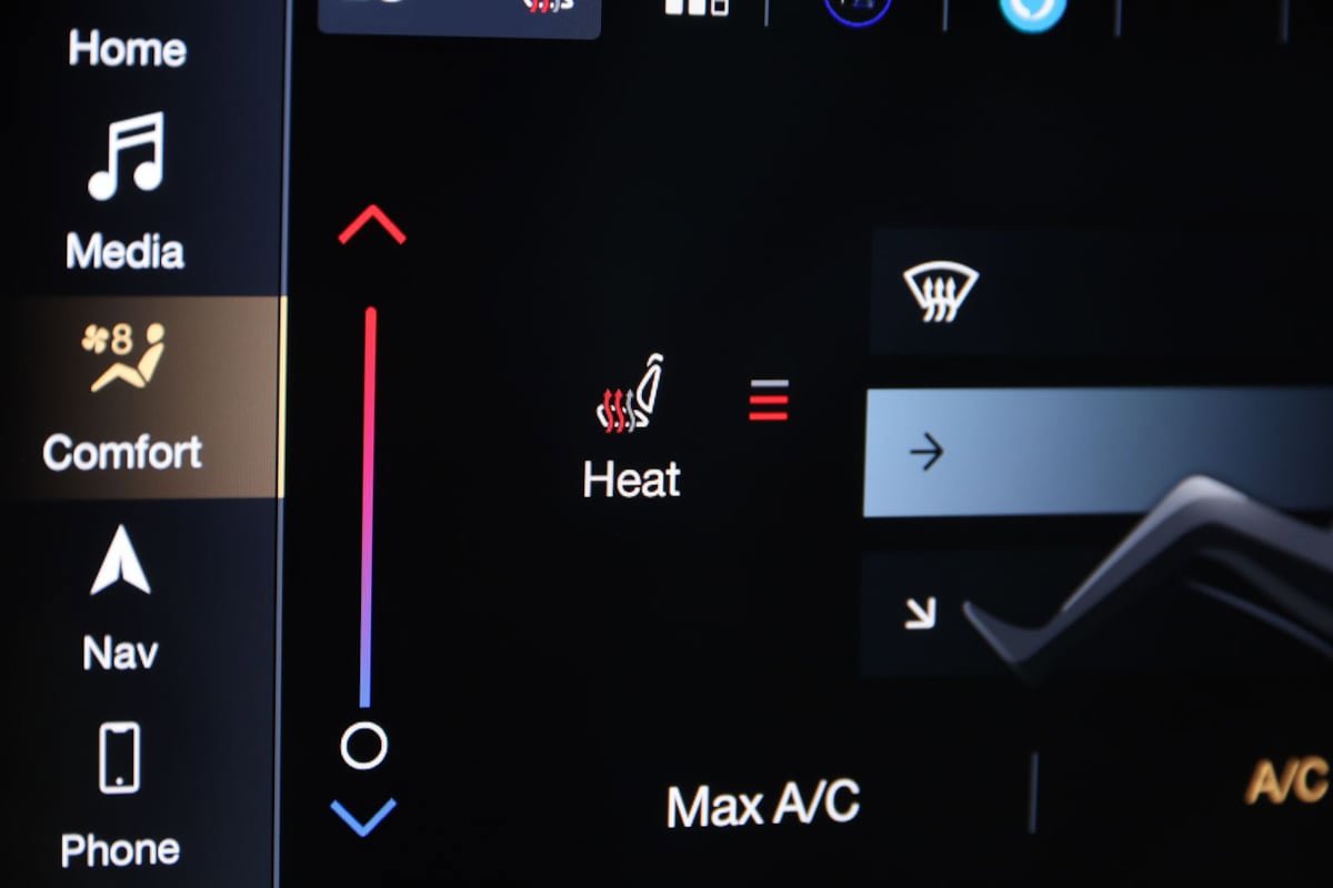 Used 2022 Maserati MC20 Coupe image 9
