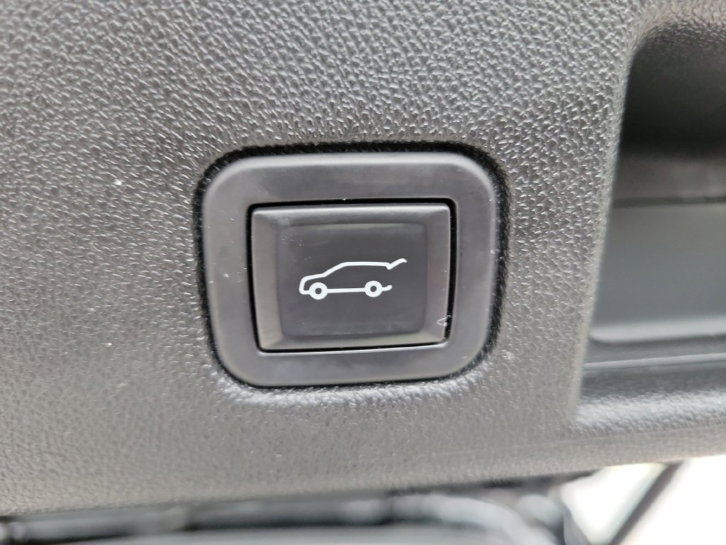 Used 2020 Chevrolet Equinox Premier AWD/4WD image 14
