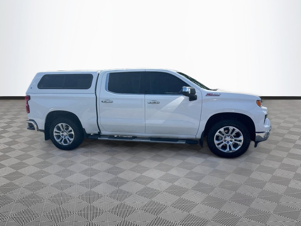 Used 2024 Chevrolet Silverado 1500 LTZ AWD/4WD image 5